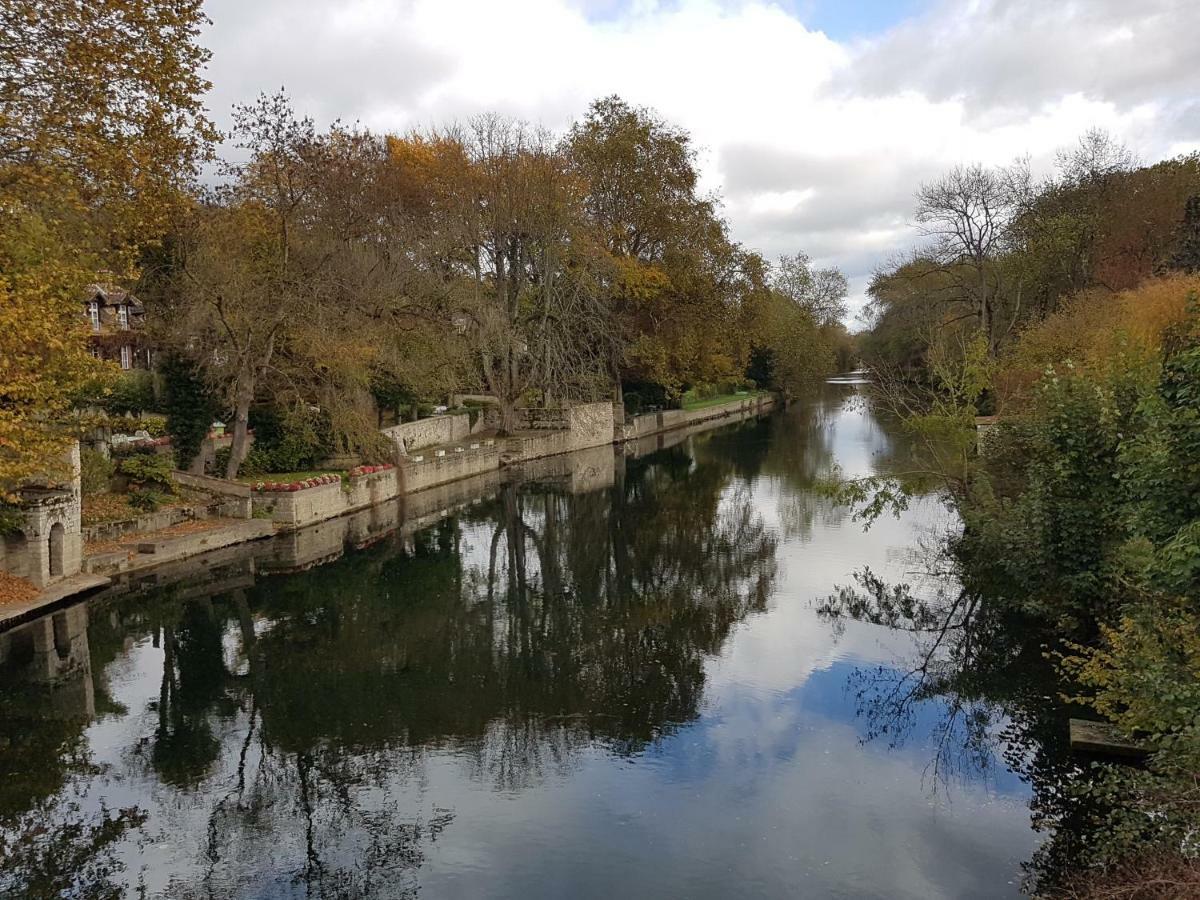 Апартаменти La Montignonne Montigny-sur-Loing Екстер'єр фото